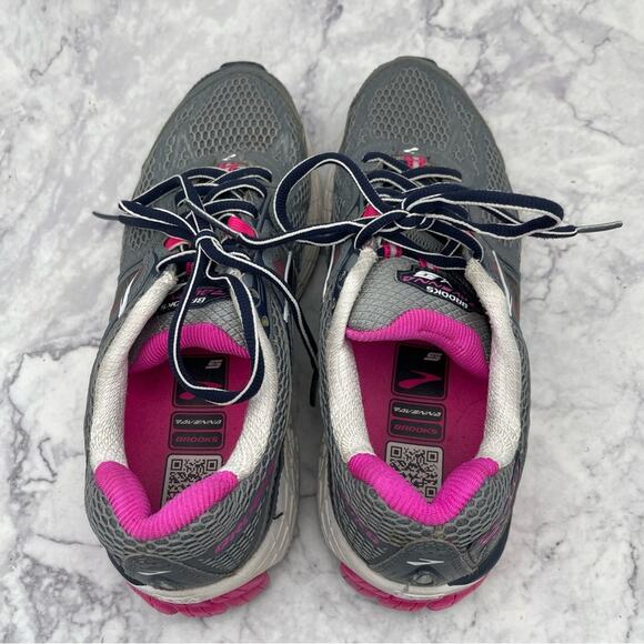 Brooks Ravenna 5 Running Shoes. Size 7.5. In good used condition! - Picture 5 of 9
